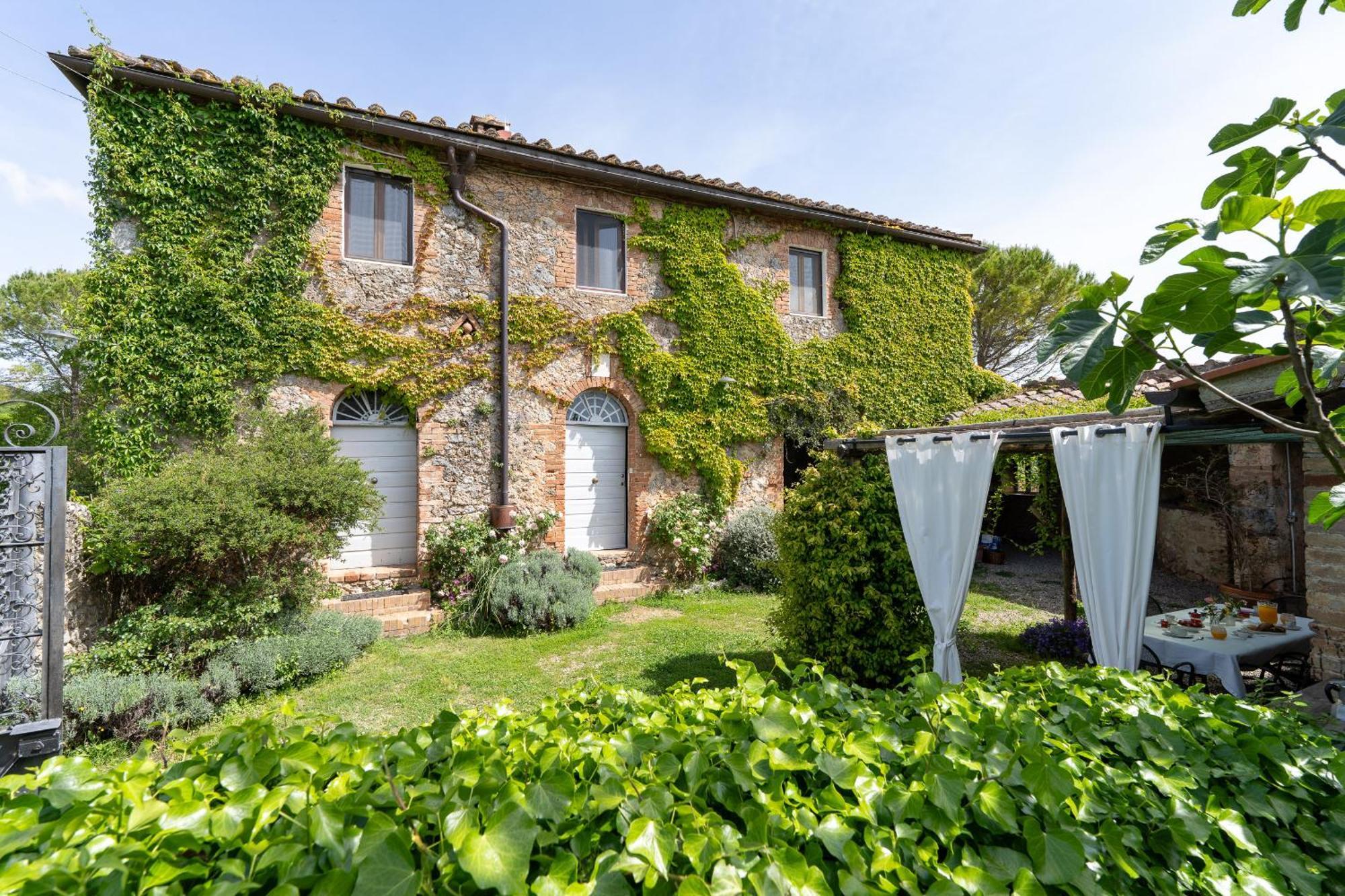 La Palazzina Villa *
